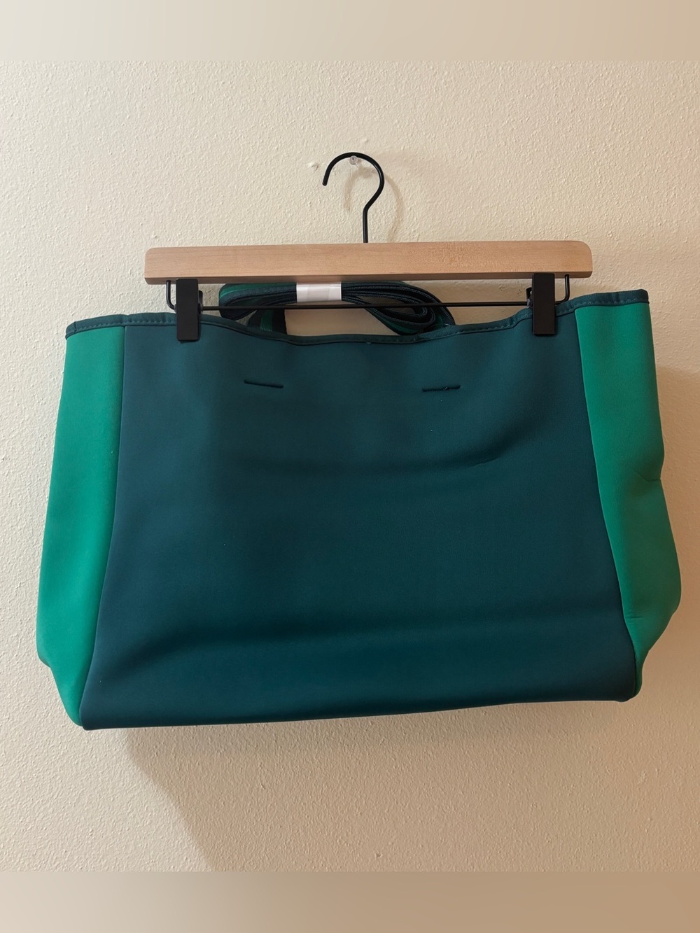 Summersalt Neoprene Tote- NWT